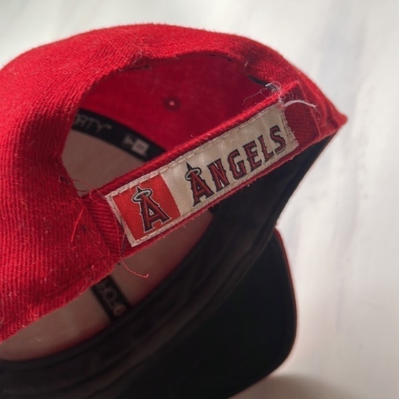LOS ANGELES ANGELS
The League 9FORTY Adjustable‎ genuine merchandise - Picture 5 of 8